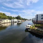 The Amsterdam House Boat With Jacuzzi & Sauna